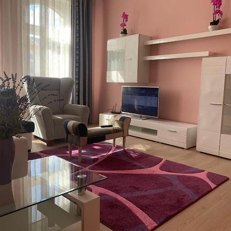 Apartment Zeyerova4 การ์โลวีวารี ภายนอก รูปภาพ