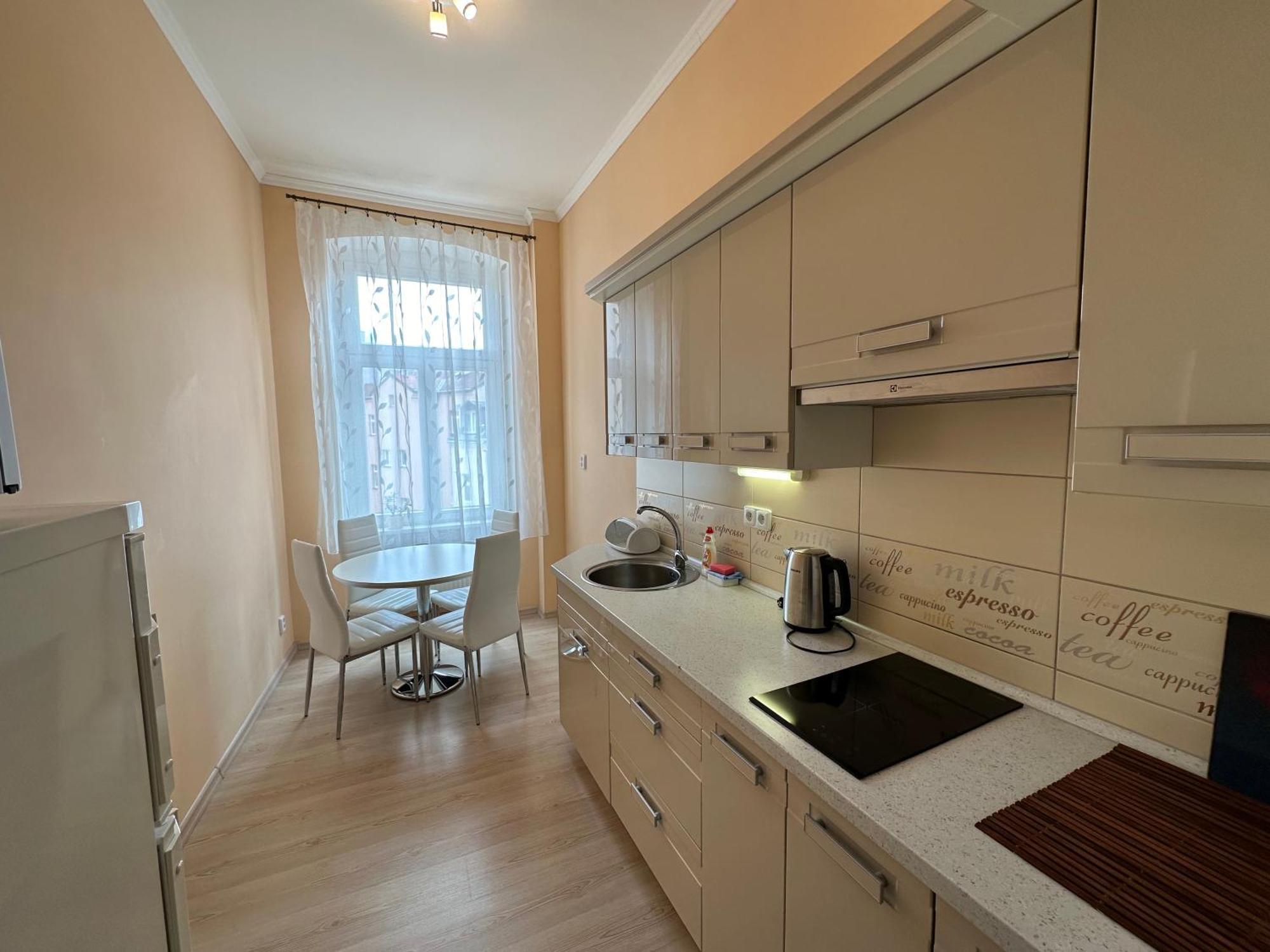Apartment Zeyerova4 การ์โลวีวารี ภายนอก รูปภาพ